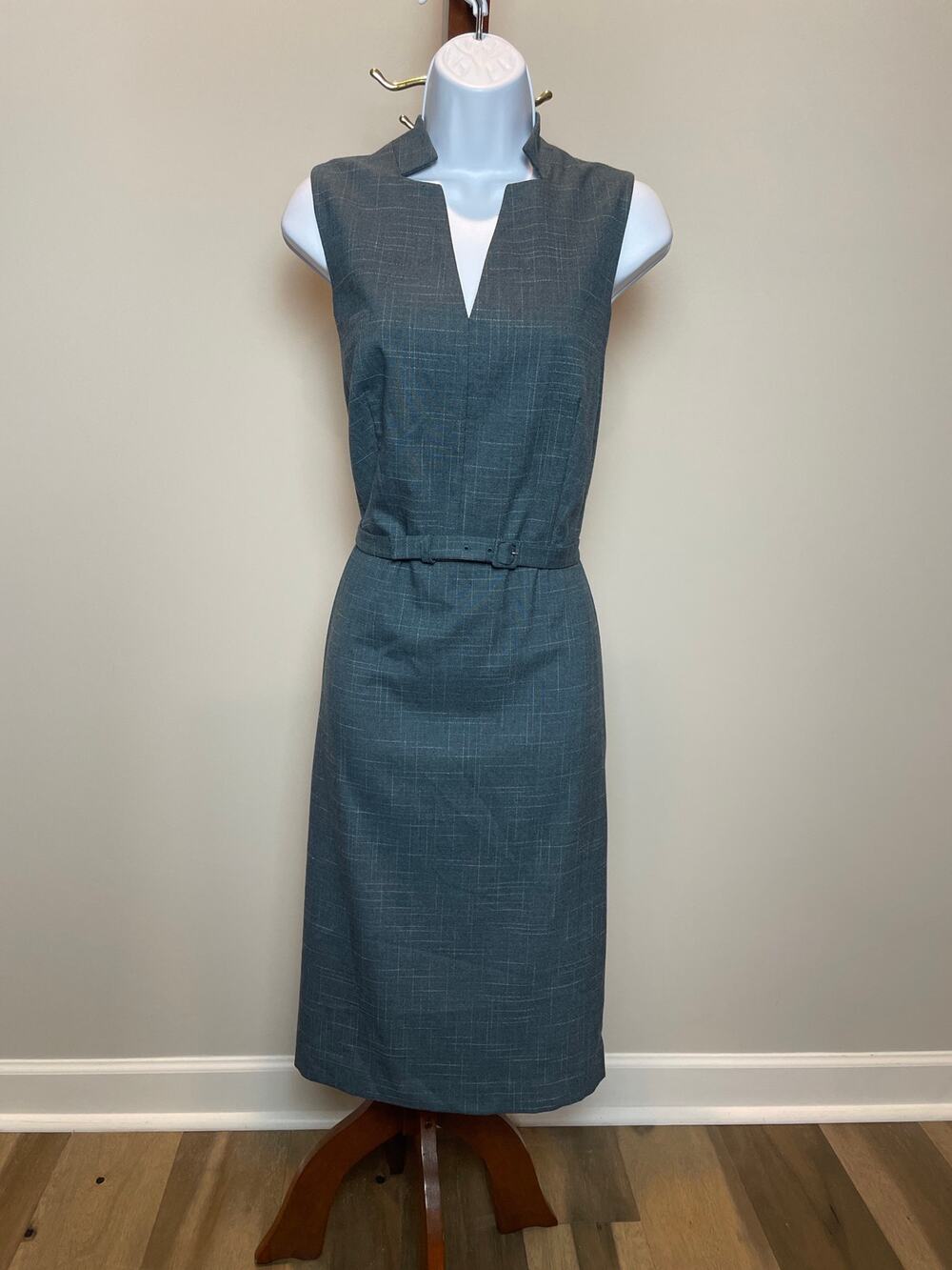 Ann Taylor Dress Size 12 Blue Gray Sheath Star Neckline Patterned Sleeveless